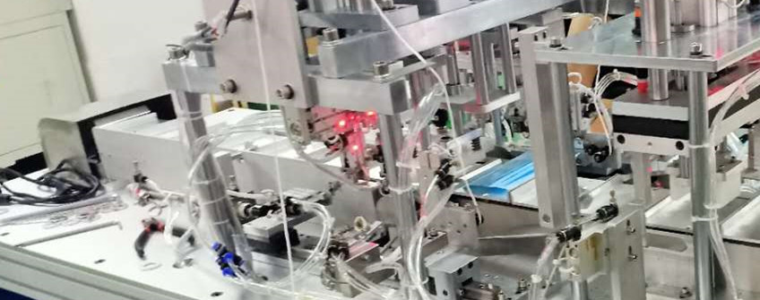 出口口罩机了，一拖一自动平面口罩出产线